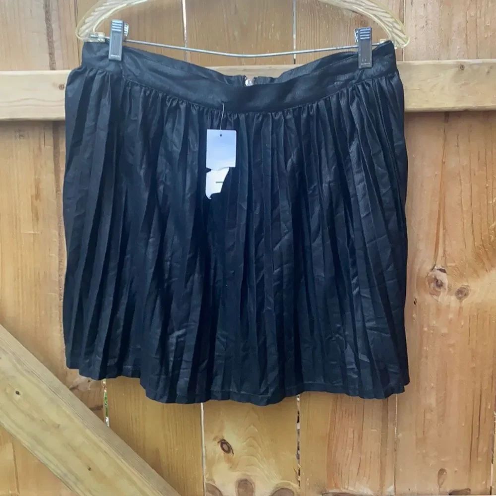 Info skirt sz. L
